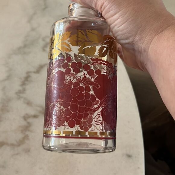 Decanter Vintage Gold and Purple Fruit Pattern Mint Condition France - Picture 1 of 9